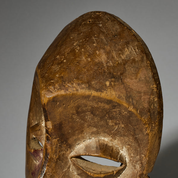 A SERENE LEGA TRIBE MASK FROM CONGO ( No 4688)