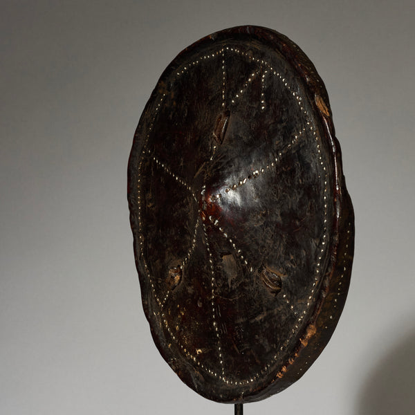 A WELL PATINATED & INLAID ETHIOPIAN WOODEN SHIELD FROM DORSE TRIBE ( No 4734 )