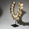 A PEARLESCENT SHELL NECKLACE FROM PAPUA NEW GUINEA( No 4699 )