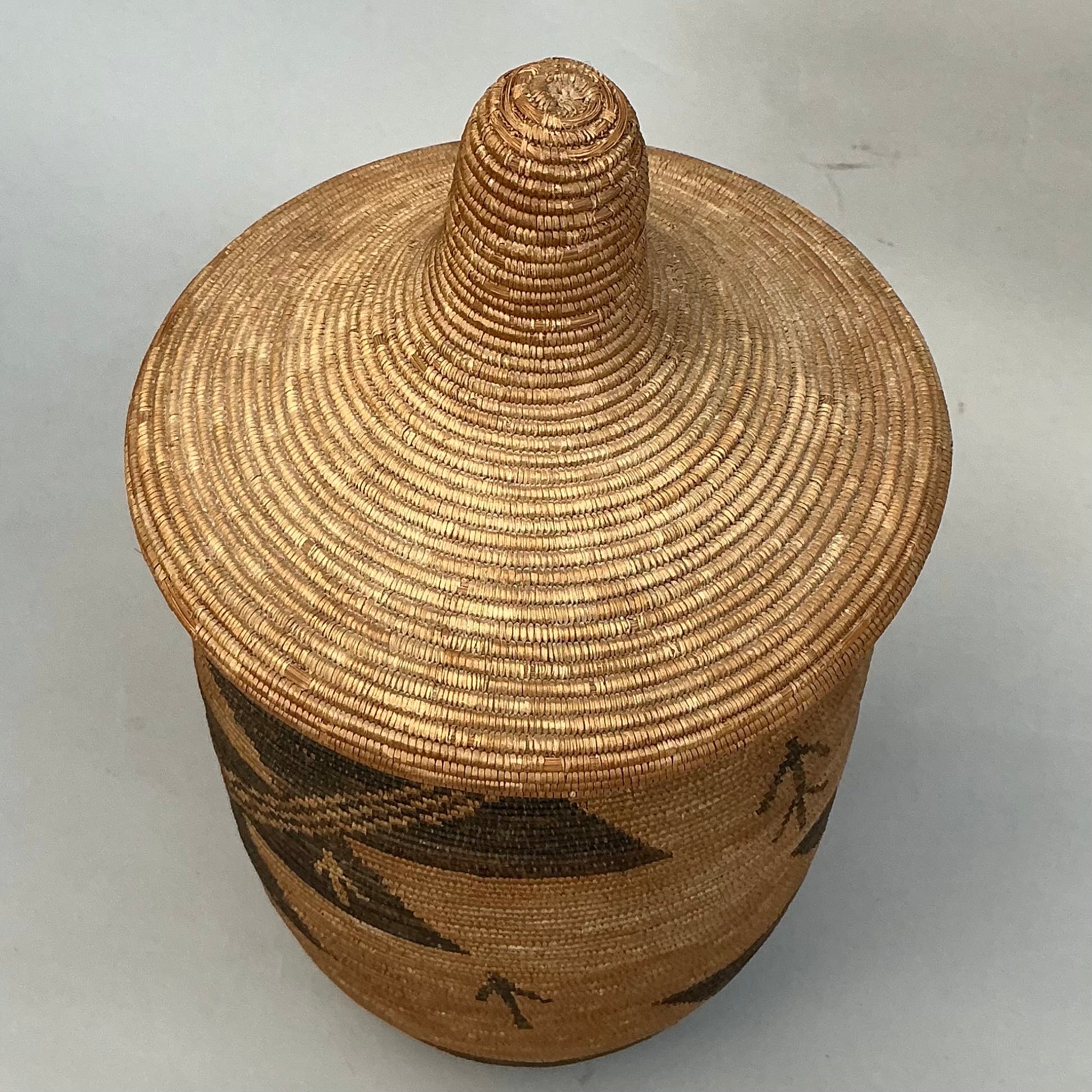 A FINE, RARE + FABULOUS FIBRE BASKET WITH LID FROM TUTSI TRIBE RWANDA ( No 4735 )
