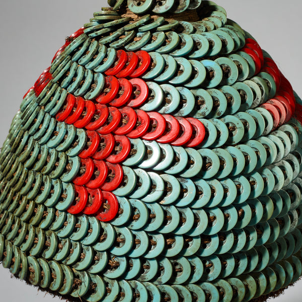 AN APPEALING LEGA TRIBE BUTTON HAT FROM CONGO ( No 4970)