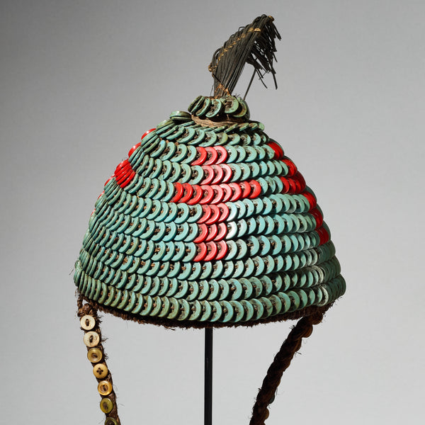 AN APPEALING LEGA TRIBE BUTTON HAT FROM CONGO ( No 4970)