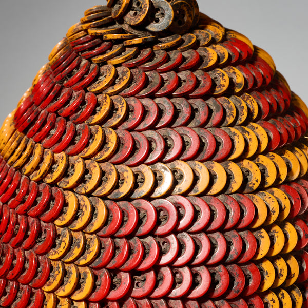 A SUPERB LEGA TRIBE BUTTON HAT FROM CONGO ( No 4969 )