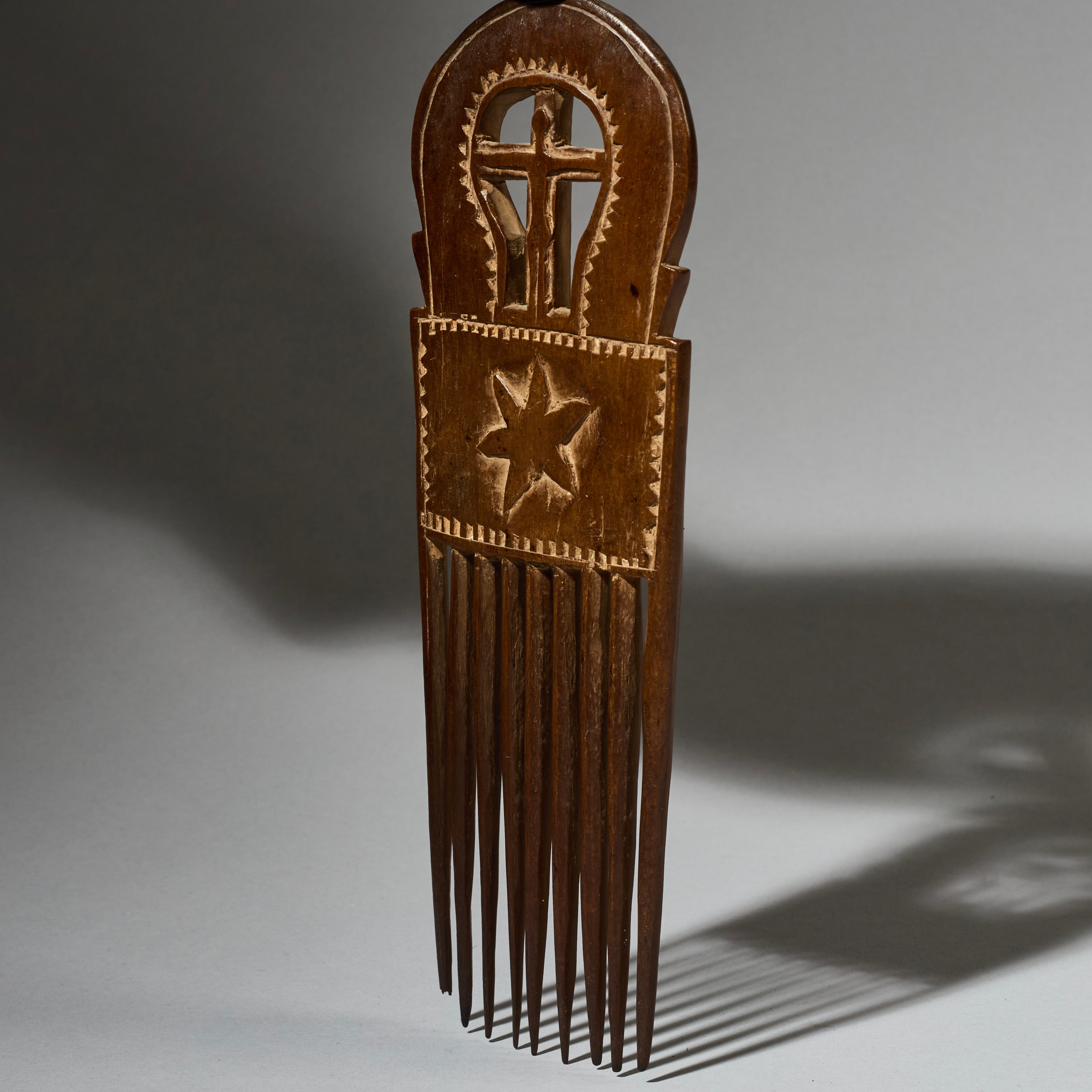 A FINE LOVE COMB, BAULE TRIBE IVORY COAST W. AFRICA (No 4904)