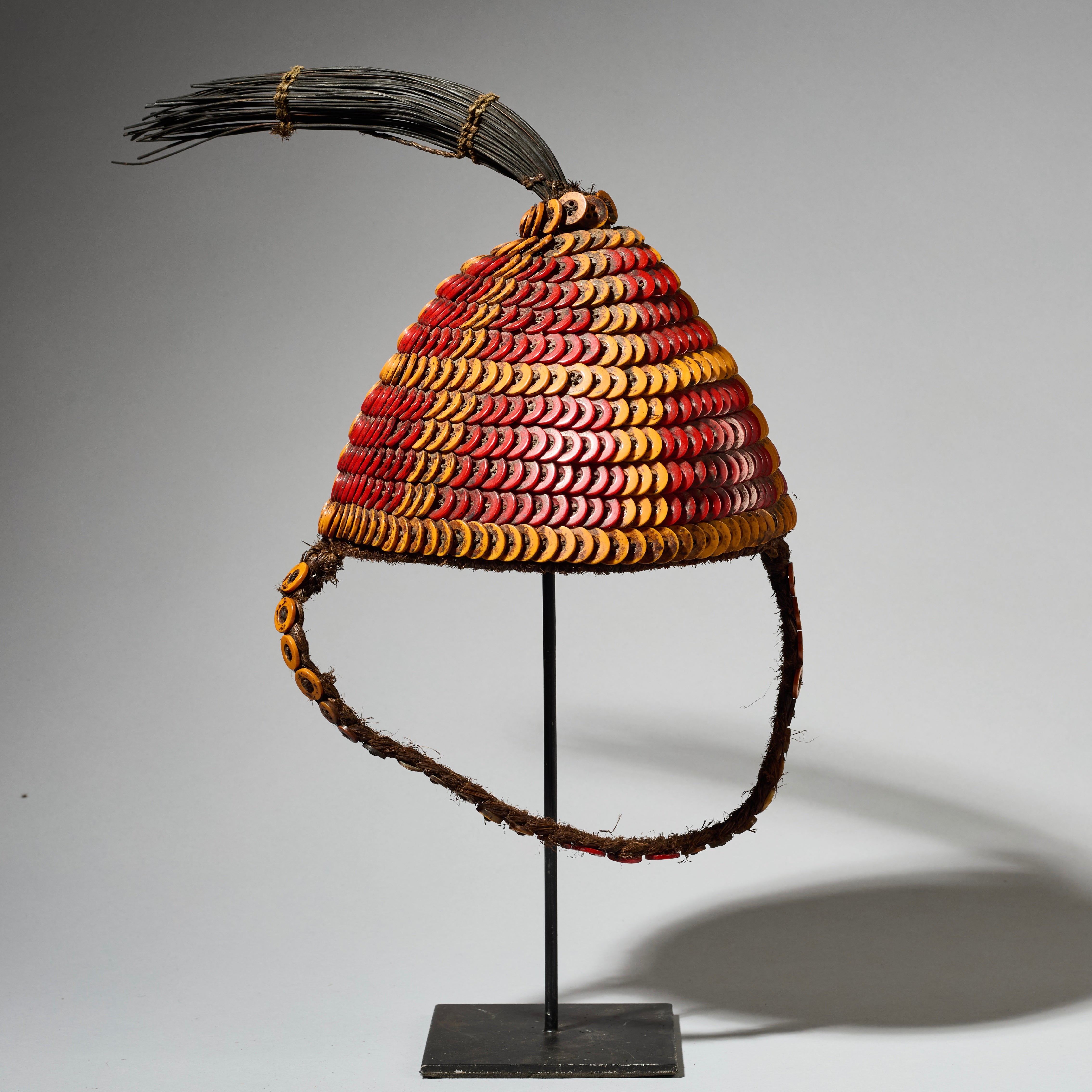 A SUPERB LEGA TRIBE BUTTON HAT FROM CONGO ( No 4969 )