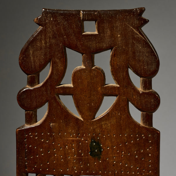 A FINE GEOMETRIC HAIR COMB, BAULE TRIBE IVORY COAST W. AFRICA (No 4940)