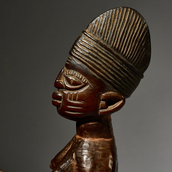 A FINE WELL PATINATED OLD  IBEJI, EX UK COLL. YORUBA TRIBE OF NIGERIA ( No 4900)