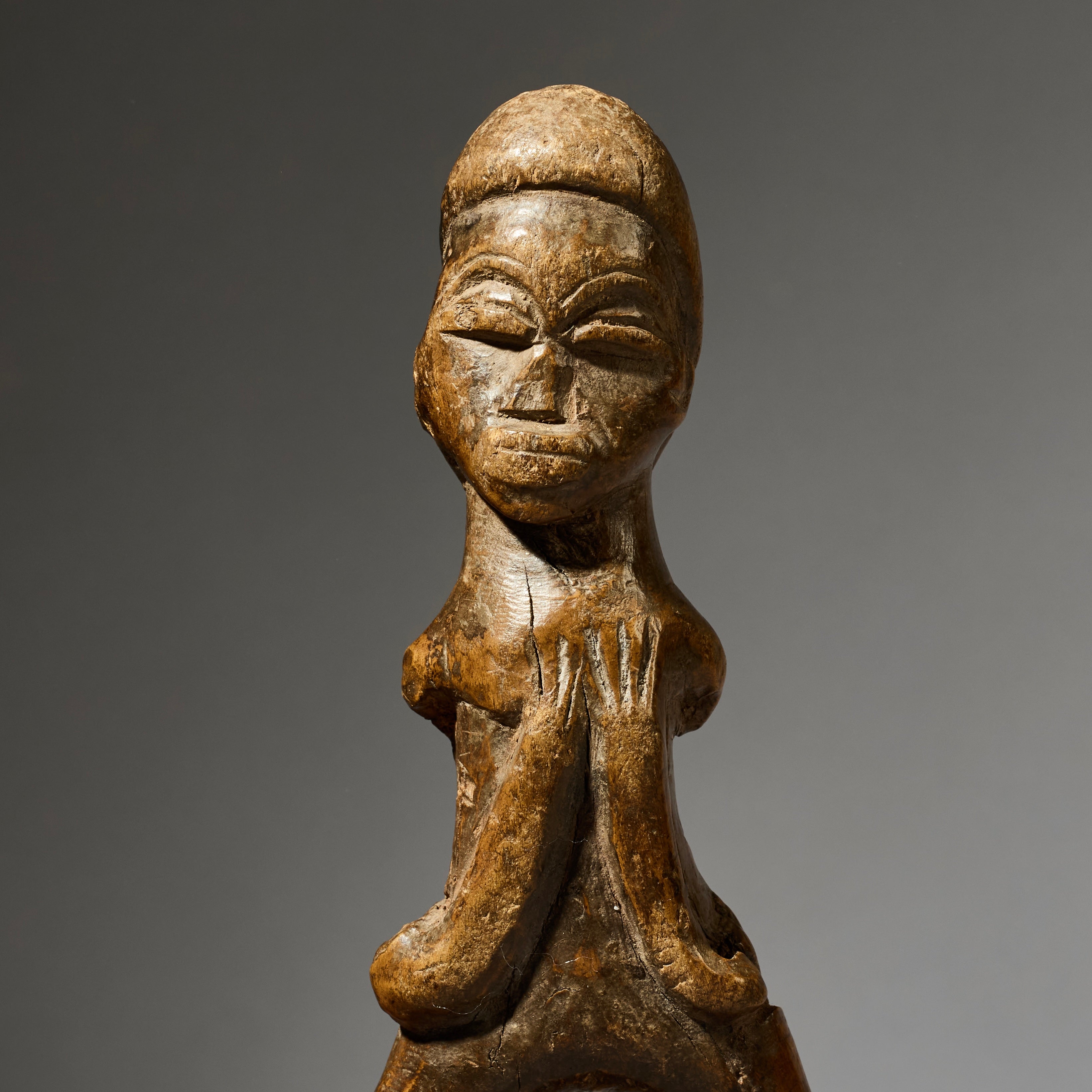 A QUIRKY FIGURATIVE CATAPULT FROM THE LOBI YRIBE BURKINA FASO, W.AFRICA ( No 4934)
