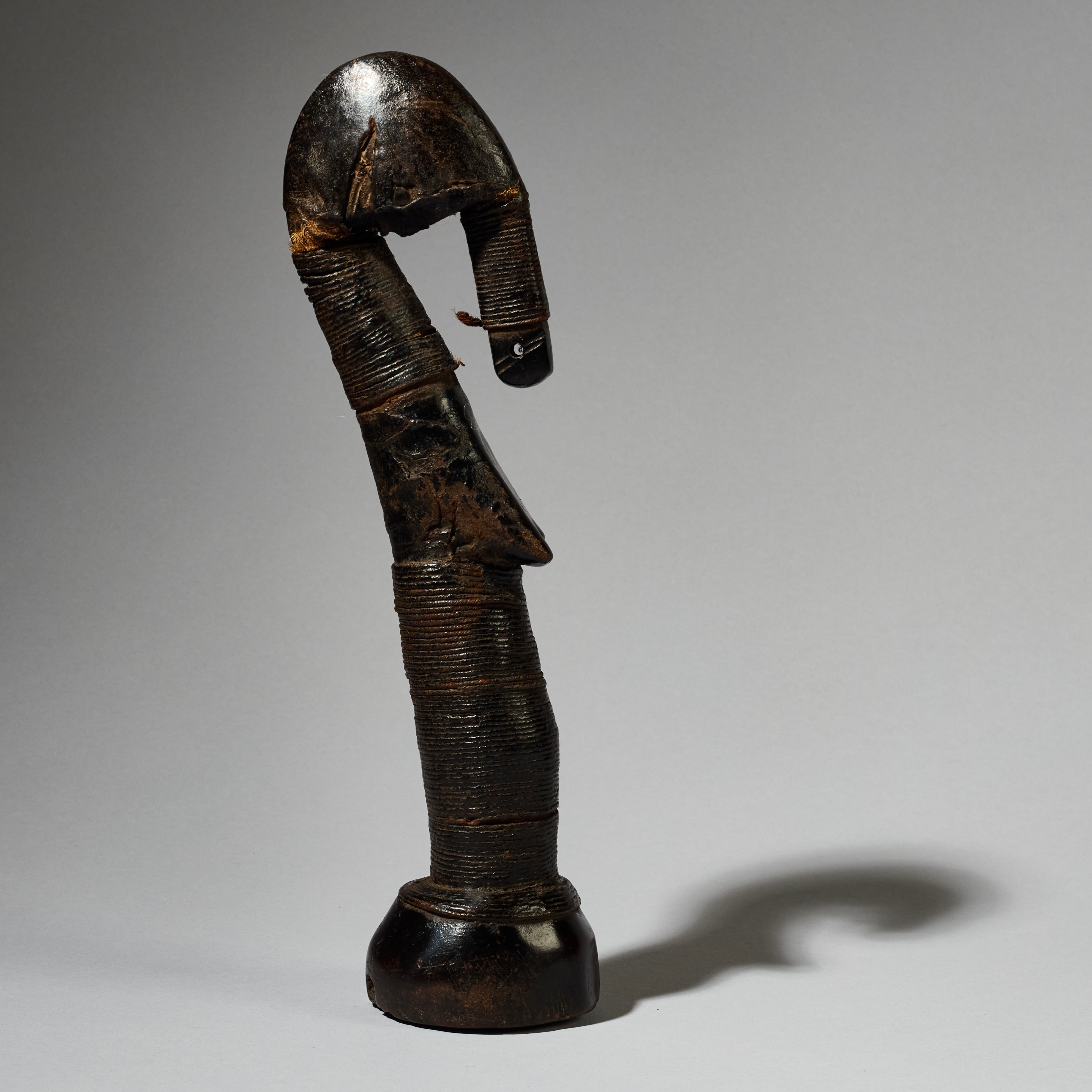 A SUPER MOSSI TRIBE LEATHER BOUND DOLL FROM BURKINA FASO W. AFRICA (No 4765 )