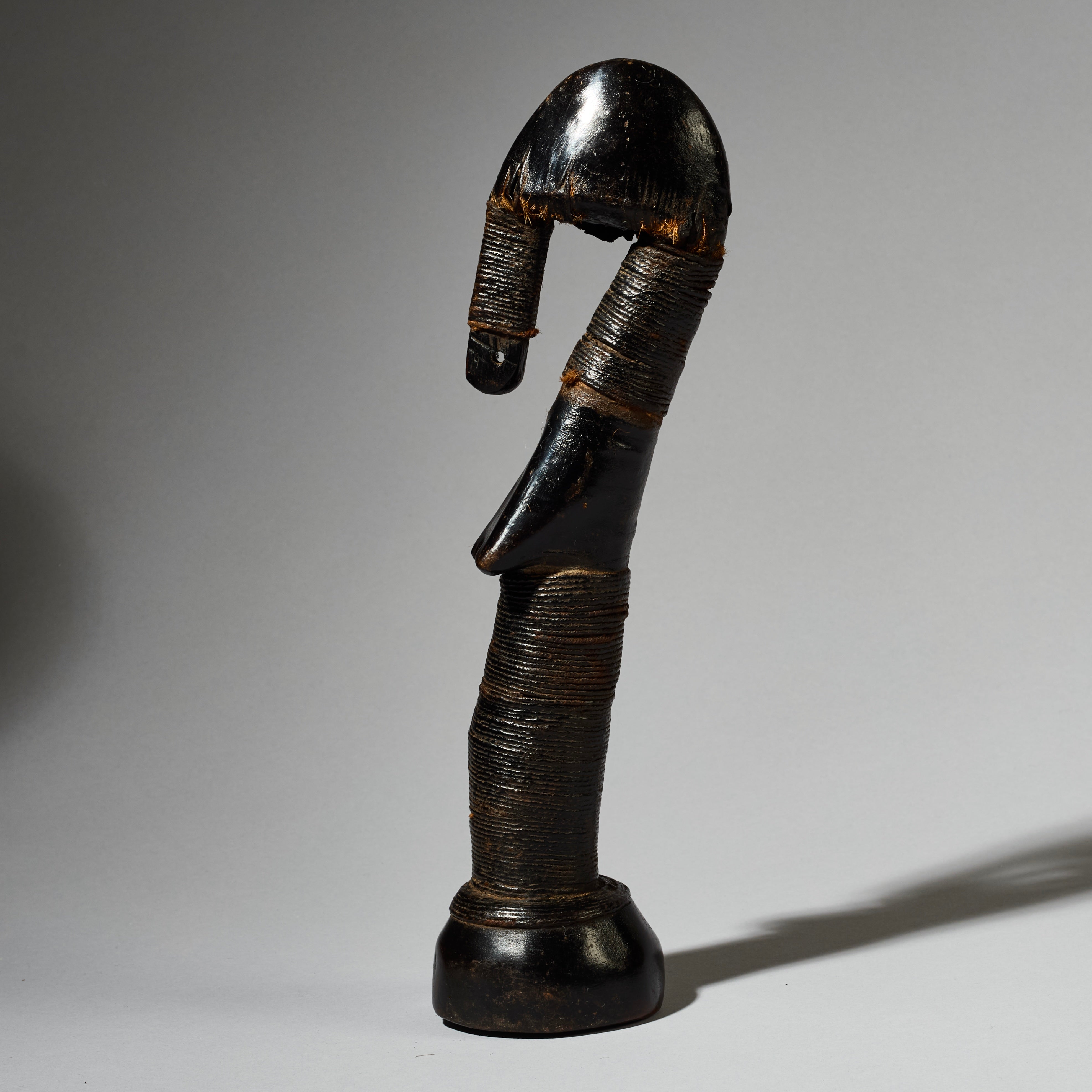 A SUPER MOSSI TRIBE LEATHER BOUND DOLL FROM BURKINA FASO W. AFRICA (No 4765 )