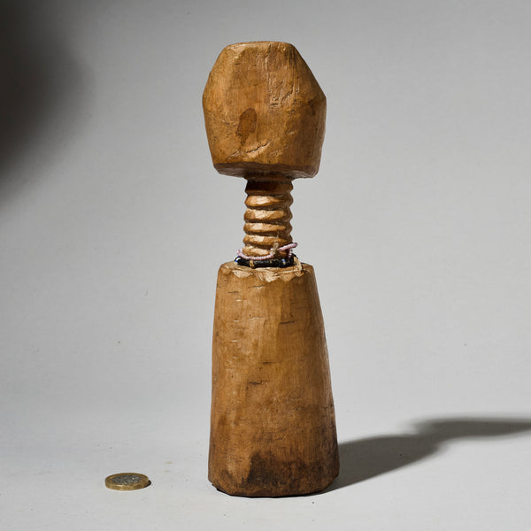A ROBUST  DOLL FROM THE FANTE TRIBE OF GHANA ( No 4905)