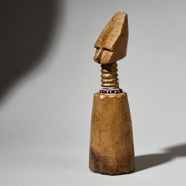 A ROBUST  DOLL FROM THE FANTE TRIBE OF GHANA ( No 4905)