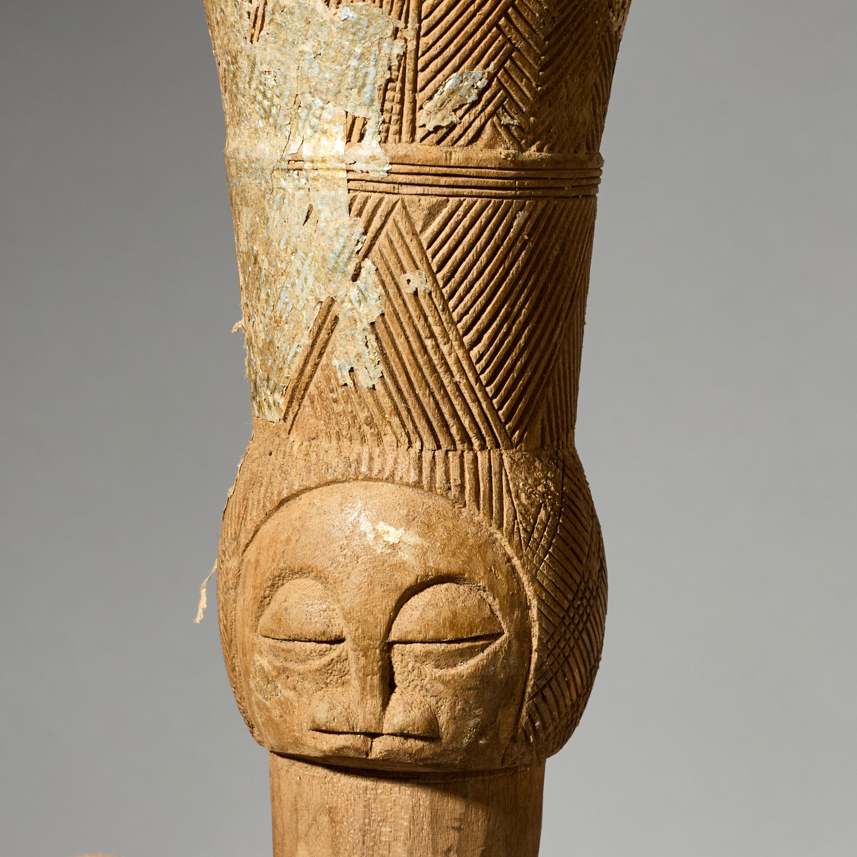 A FINE BAULE FLY WHISK EX GOLD LEAF,IVORY COAST W. AFRICA (No 4906 )