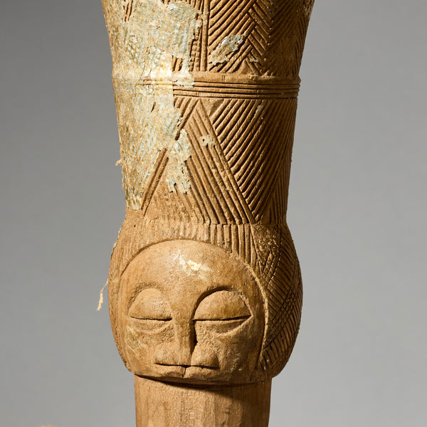A FINE BAULE FLY WHISK EX GOLD LEAF,IVORY COAST W. AFRICA (No 4906 )