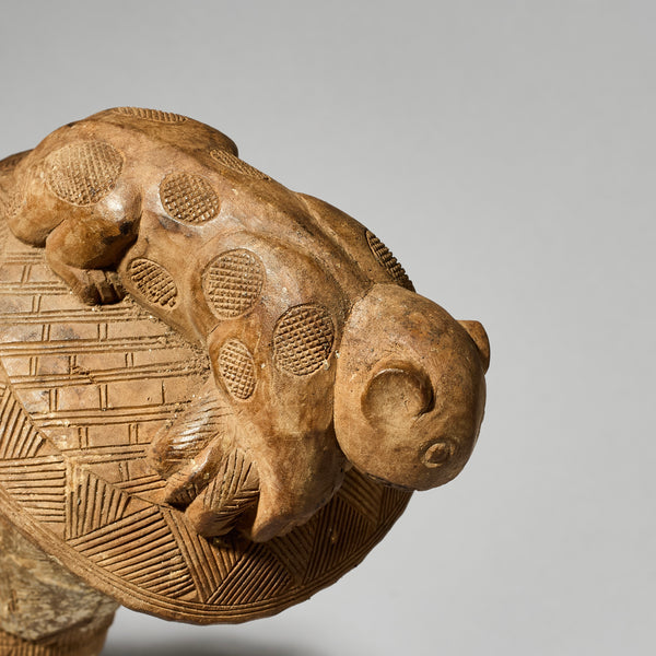 A FINE BAULE FLY WHISK EX GOLD LEAF,IVORY COAST W. AFRICA (No 4906 )