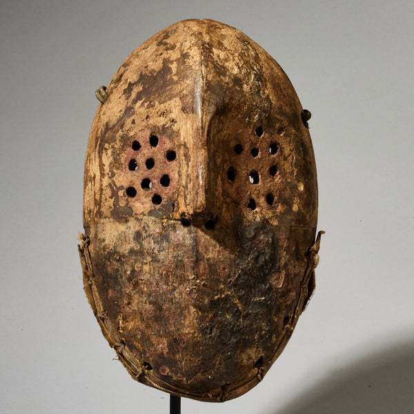 A POWERFUL  MASK FROM LEGA TRIBE,  CONGO ( No 4951