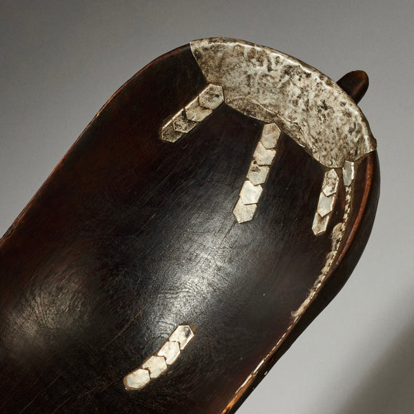 A UNIQUELY REPAIRED, WELL PATINATED BOWL, FROM TUTSI TRIBE OF RWANDA ( No 4741 )