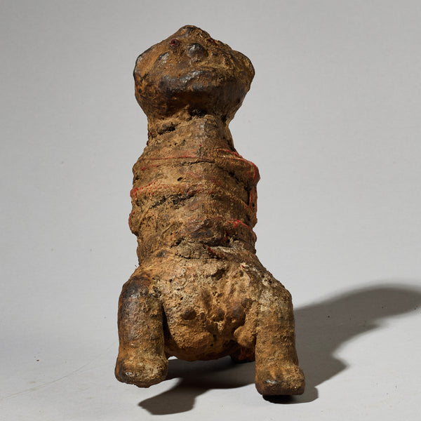 A QUIRKY PARE TRIBE CLAY FIGURE , ENCRUSTED AND UNIQUE , TANZANIA  (No 4764 )