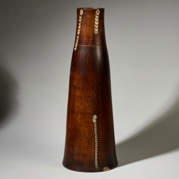 A ELEGANT AND TALL HONEY POT FROM TUTSI TRIBE RWANDA( No 4948)