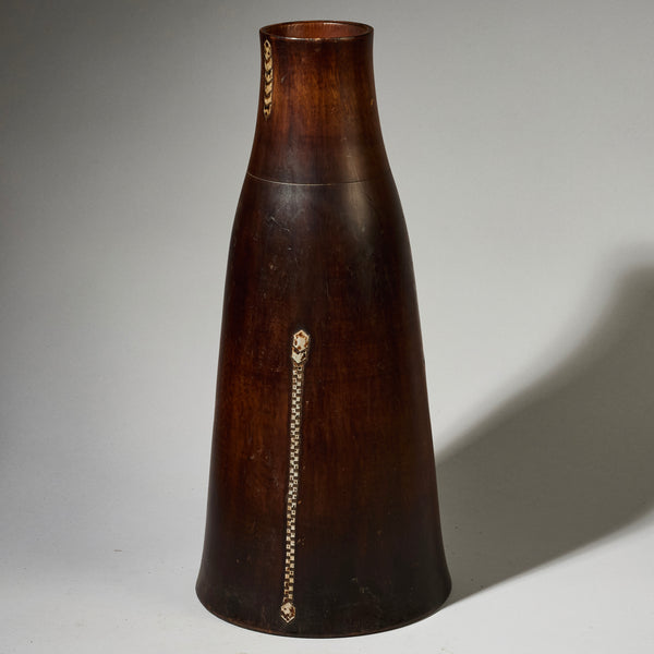 A SILKEN EXTRA TALL  POT FROM TUTSI TRIBE RWANDA( No 4760 )