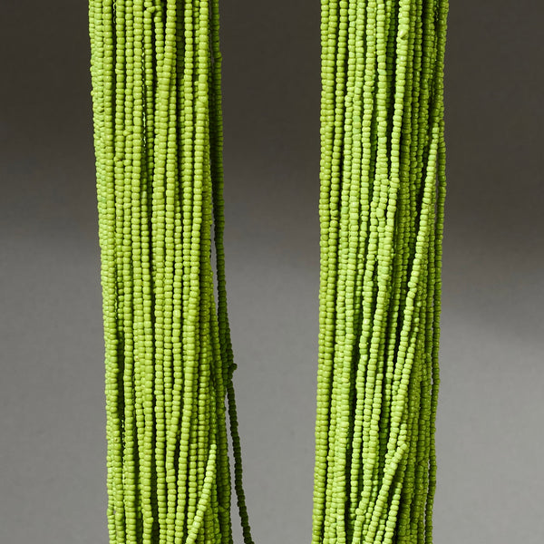 A LIME GREEN MULTISTRAND NECKLACE,  BAULE TRIBE IVORY COAST ( No 4928)