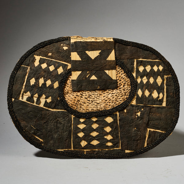 A BEAUTIFUL MANGBETU TRIBE REAR SKIRT DECORATION FROM THE CONGO EX UK COLLECTION  ( No 4961)