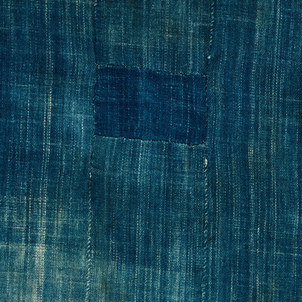 A RICH INDIGO MOSSI  TRIBE  WOMANS CLOTH, BURKINA FASO  ( No 4738 )