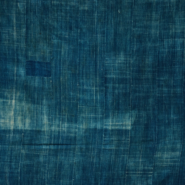 A RICH INDIGO MOSSI  TRIBE  WOMANS CLOTH, BURKINA FASO  ( No 4738 )
