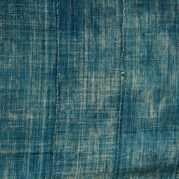 A  WELL PATINATED INDIGO WOMANS CLOTH, MOSSI TRIBE BURKINA FASO ( No 4914 )