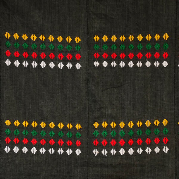 A VERY UNSUAL PATTERNED  WOMANS CLOTH, FROM FULANI IN  BURKINA FASO ( No 4758 )