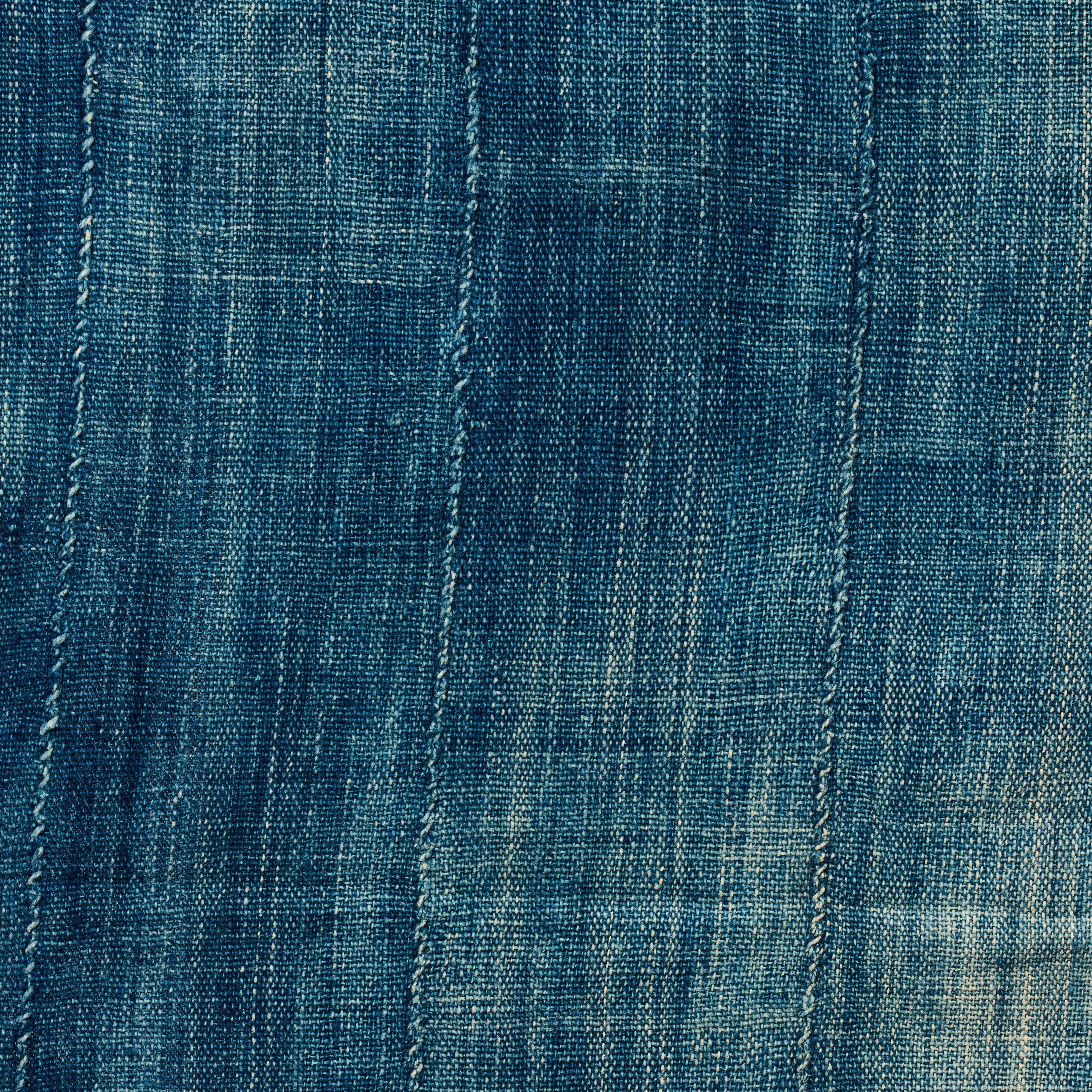 A SIMPLE, DENIMY INDIGO WOMANS CLOTH, MOSSI TRIBE BURKINA FASO ( No 4916 )