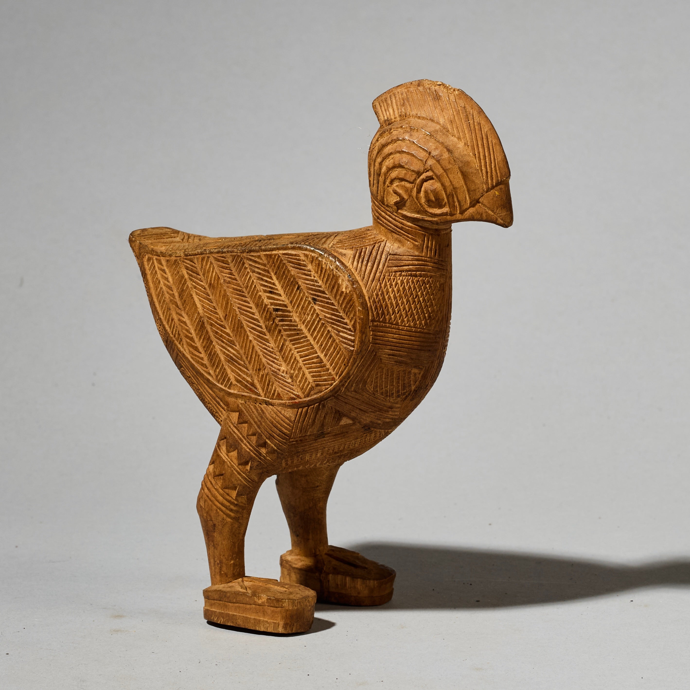 AN ADORABLE BAULE CHIEFS BIRD SYMBOL , EX GOLD LEAF, IVORY COAST (No 4912 )
