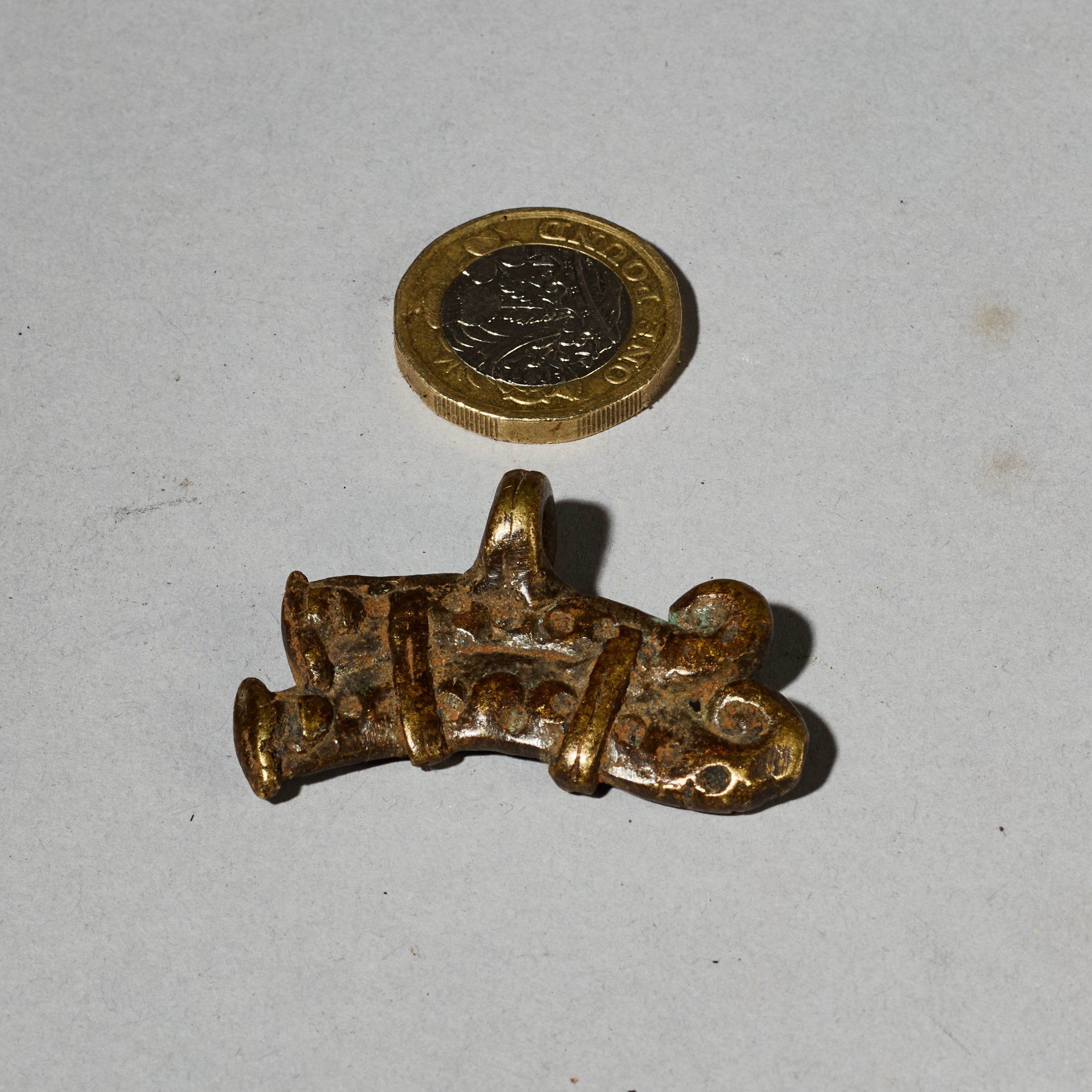 A CHARMING SENUFO DIVINATION PENDANT FROM THE IVORY COAST ( No 4920)