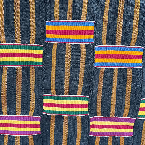 AN INTRICATELY WOVEN WOMANS CLOTH, EWE TRIBE GHANA ( No 4702 )