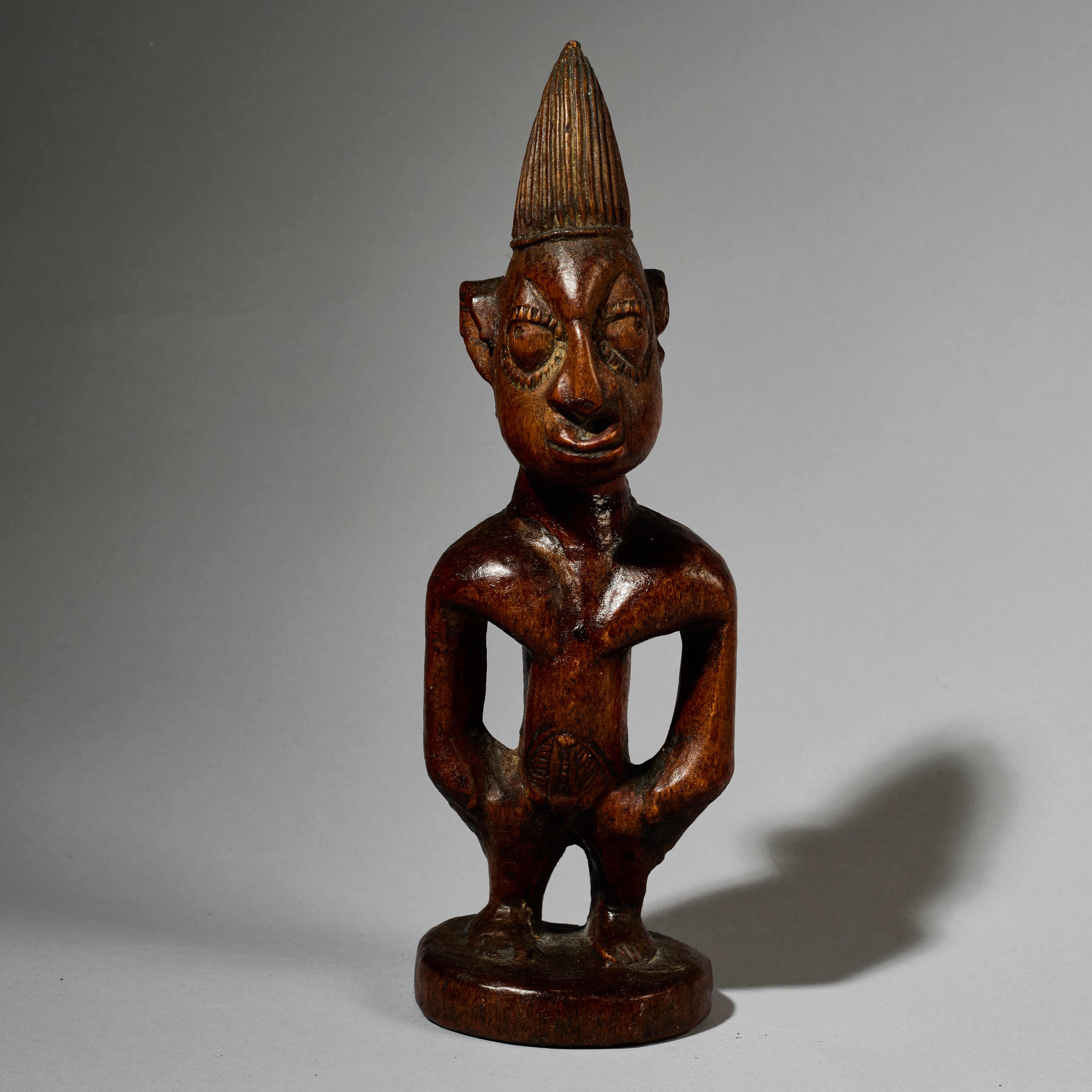 A FINE  IBEJI  YORUBA TRIBE OF NIGERIA ( No 5030 )