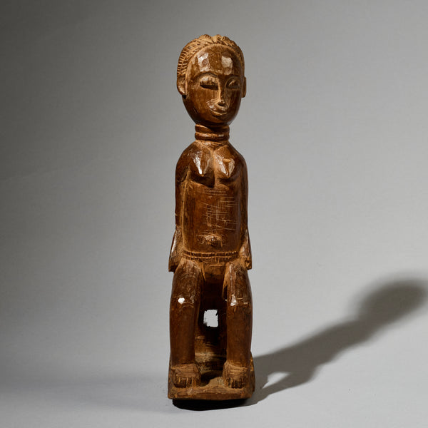A SWEET SEATED BAULE TRIBE WOMAN , EX UK COLL. IVORY COAST  ( No 5014 )