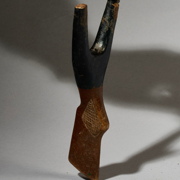 A WELL REFINED  BAULE TRIBE CATAPULT , IVORY COAST (  No 4974 )