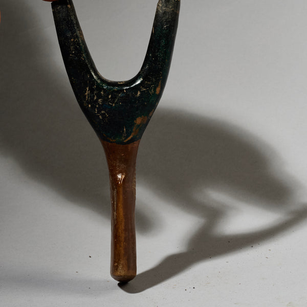 A WELL REFINED  BAULE TRIBE CATAPULT , IVORY COAST (  No 4974 )