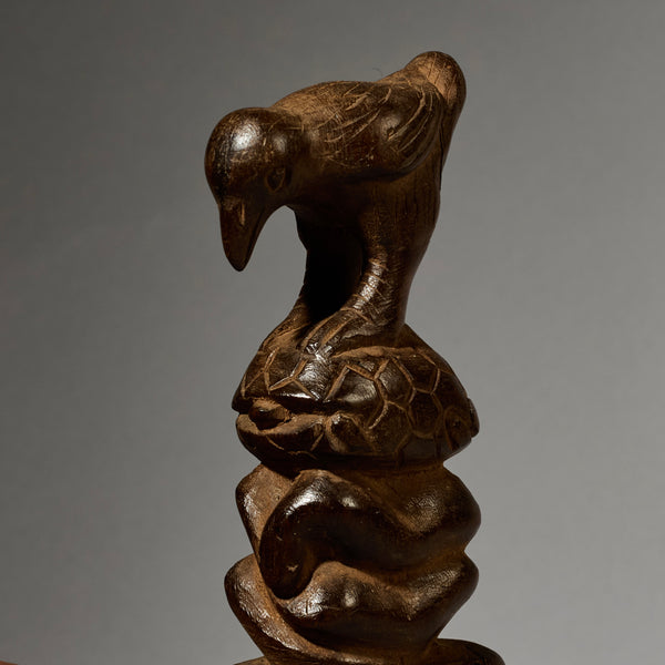 A STUNNING PATINATED BAULE TRIBE CATAPULT , IVORY COAST (  No 4975 )