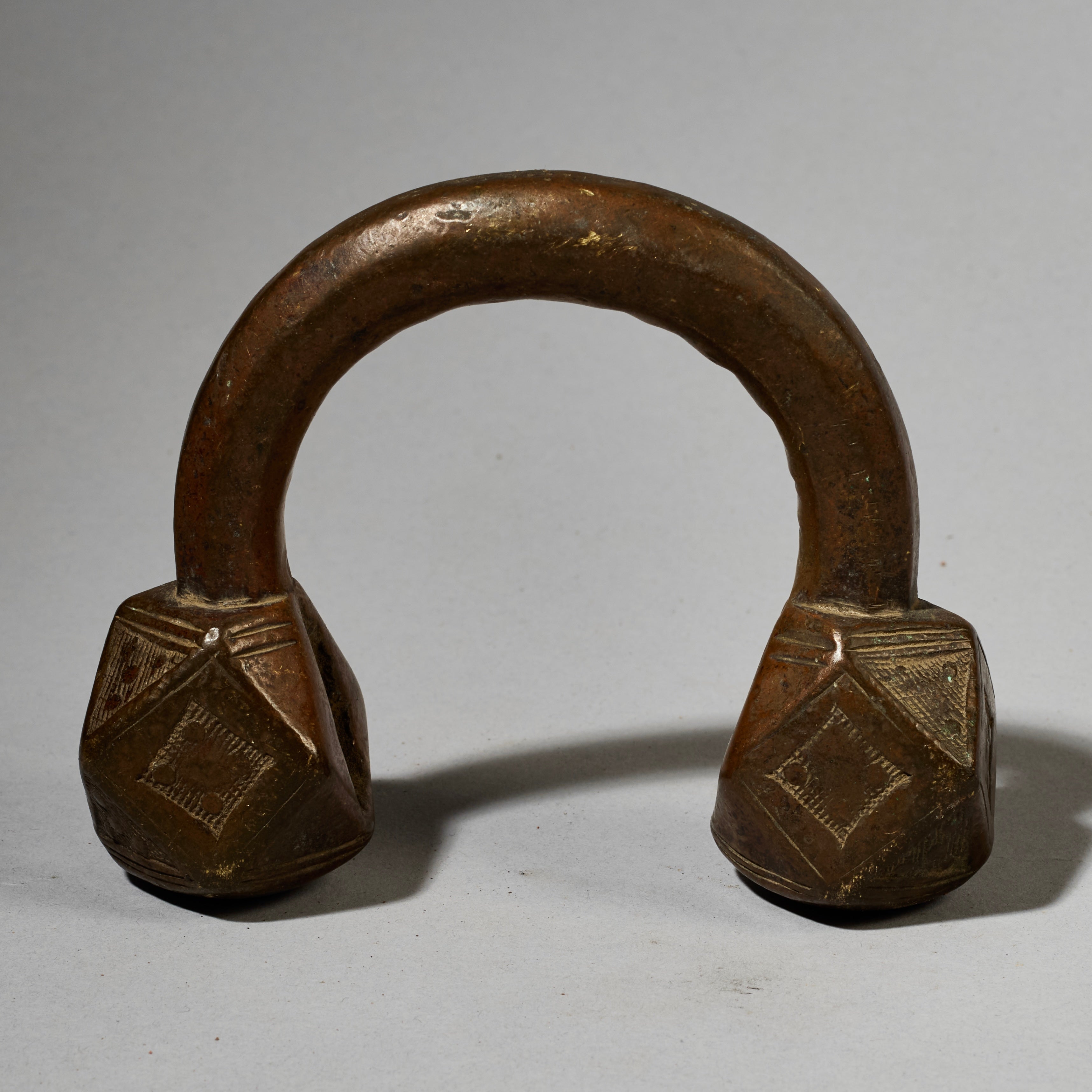 A LARGE TUAREG ANKLET FROM THE SAHARA ( No 4972)