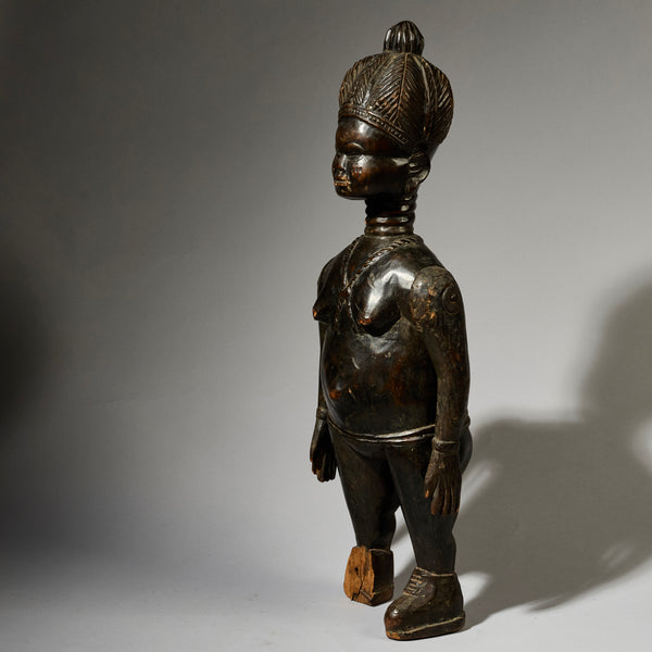A RARE LARGE MENDE TRIBE STATUE FROM SIERRA LEONE ..EX UK COLLECTION  ( No 5037 )