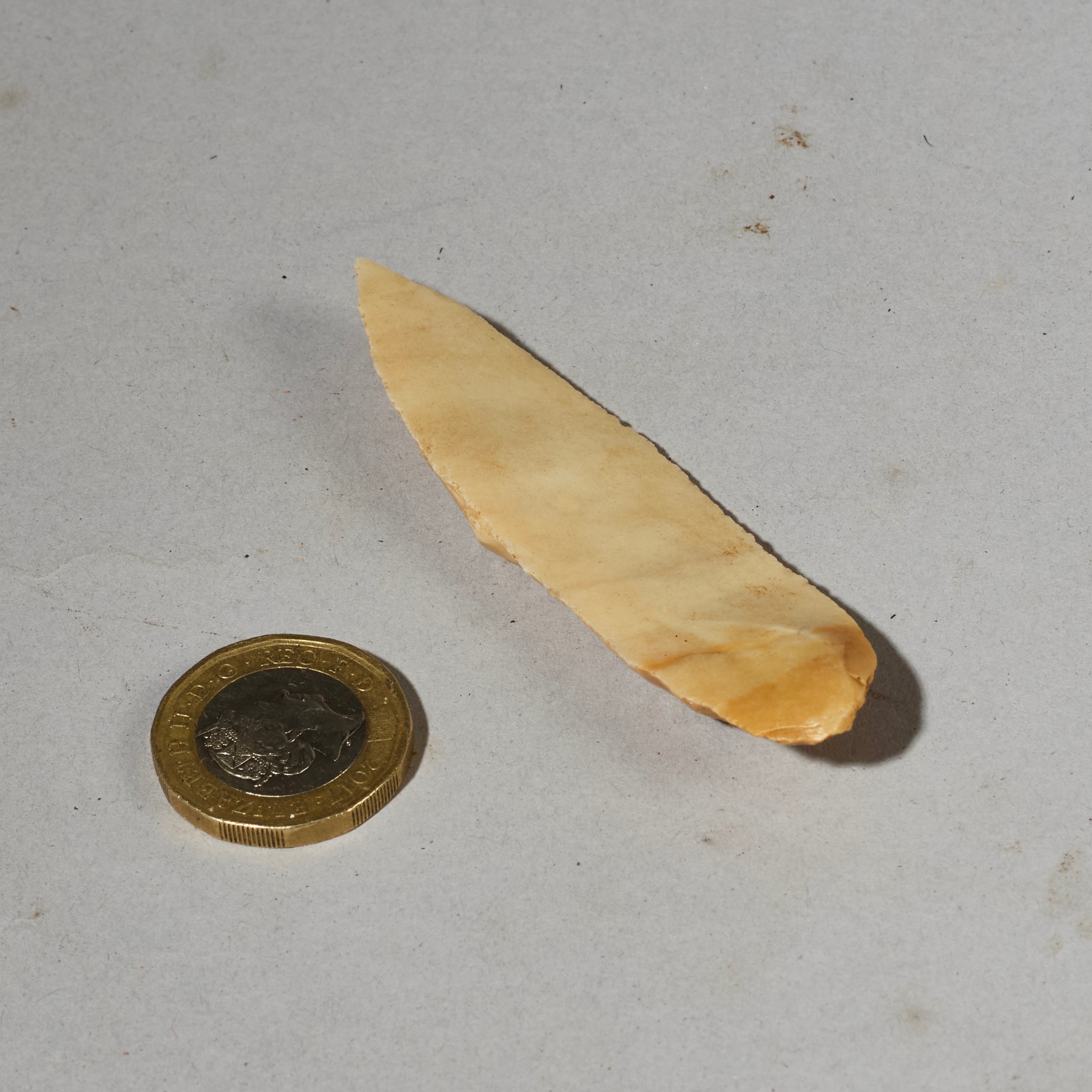 A REFINED ANCIENT STONE FLINT, SAHARA ( No 5023 )