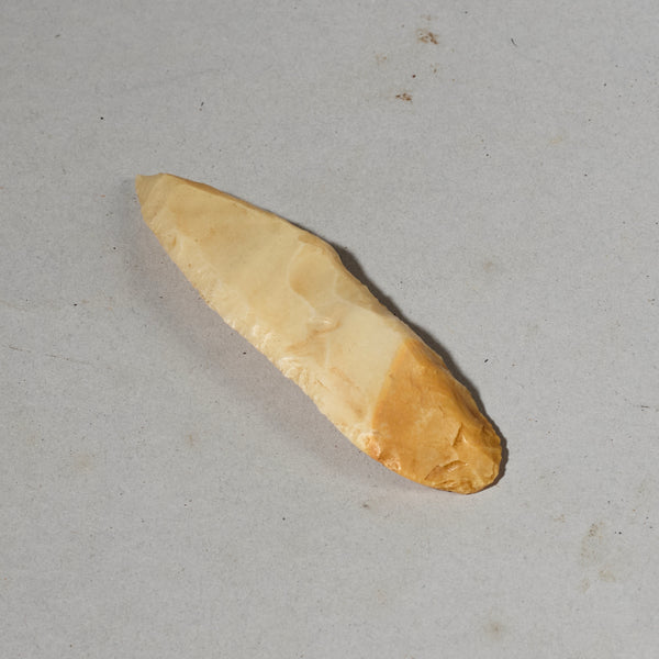 A REFINED ANCIENT STONE FLINT, SAHARA ( No 5023 )