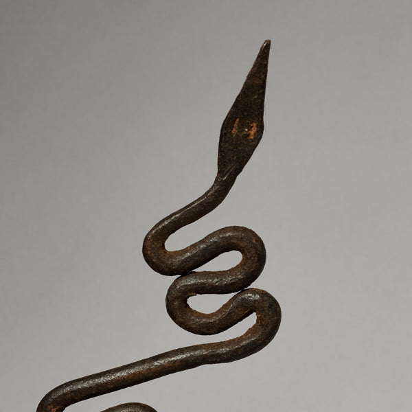 A SERPENTINE IRON SNAKE TALISMAN FROM THE LOBI TRIBE OF BURKINA FASO ( No 5025)