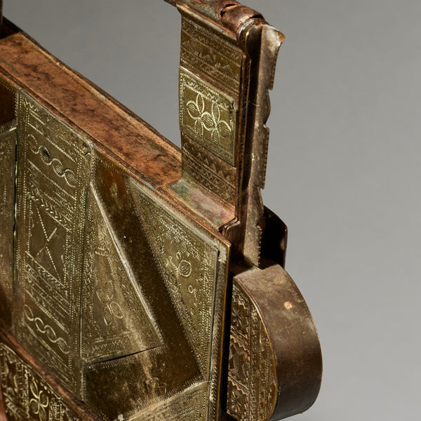 A TRADITIONAL METAL VINTAGE PADLOCK EX UK COLL. FROM TUAREG TRIBE OF NIGER W.AFRICA ( No 5050 )