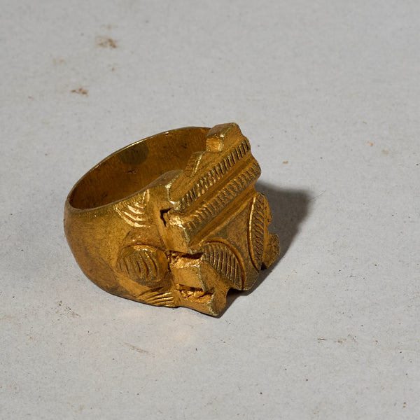 A GEOMETRIC BRASS GILT RING, BAULE TRIBE IVORY COAST ( No 4983 )
