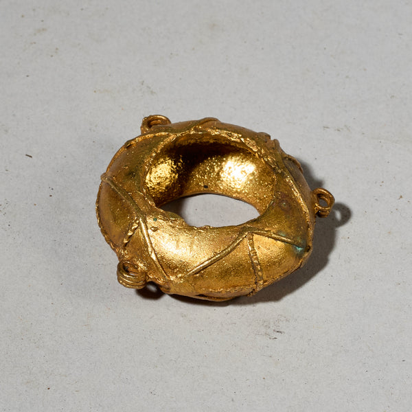 A CHARMING BAULE BRASS RING PENDANT , IVORY COAST (  No 5017 )