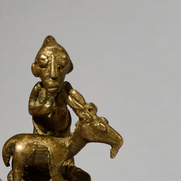 A BRONZE GOAT RING FROM THE BAULE TRIBE, IVORY COAST( No 5047 )