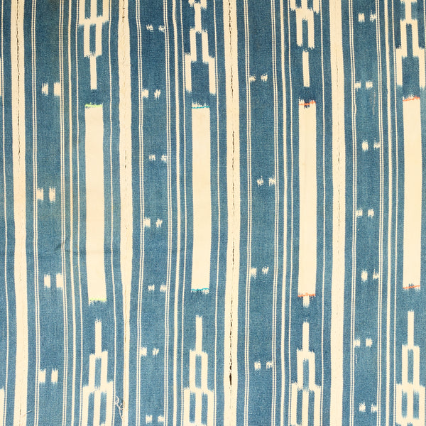 A STYLISH  BAULE TRIBE WOMANS CLOTH, IVORY COAST  ( No 5032 )