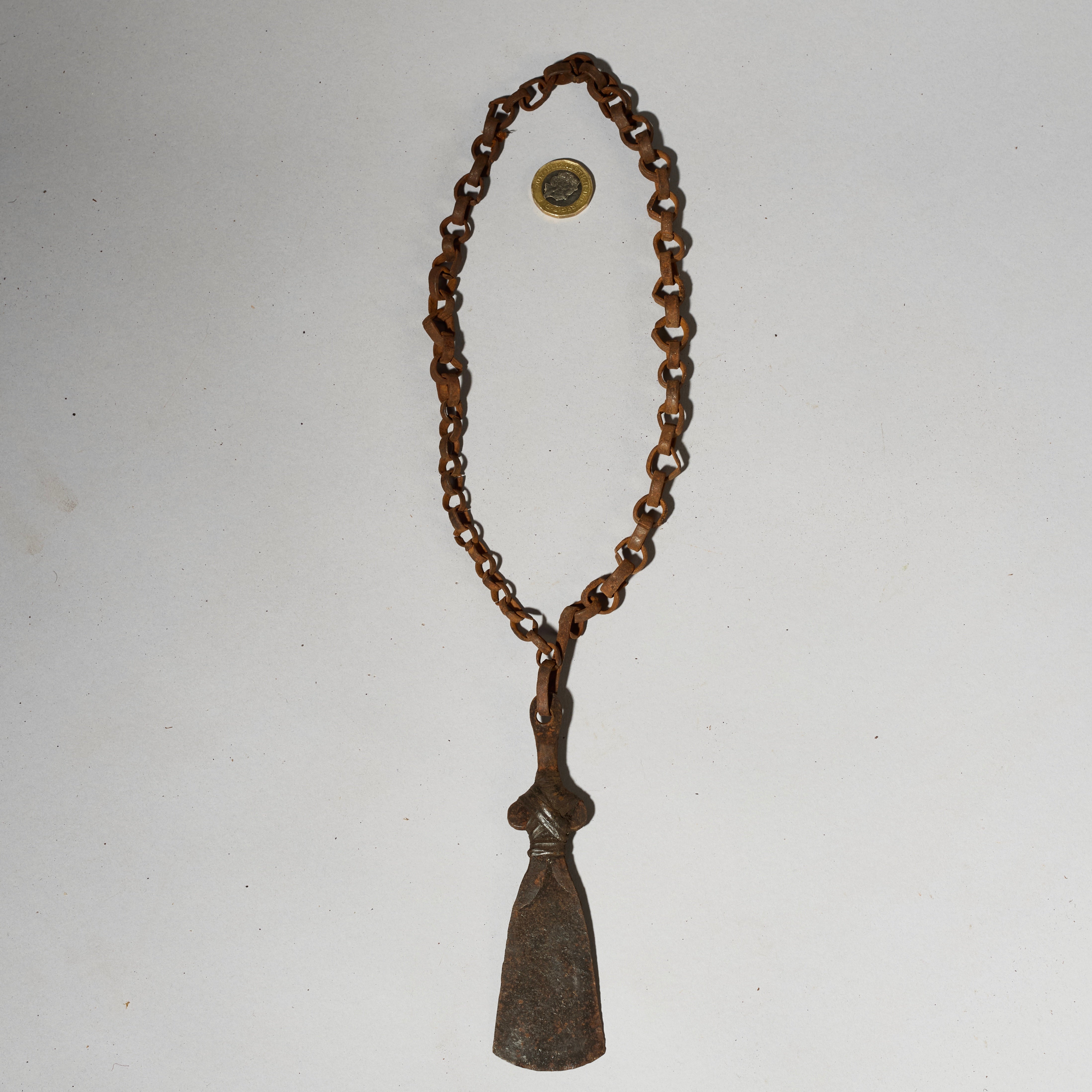 A UNUSUAL URON PEND AT NECKLACE FROM KIRDI  TRIBE CAMEROON W.AFRICA ( No 5087)